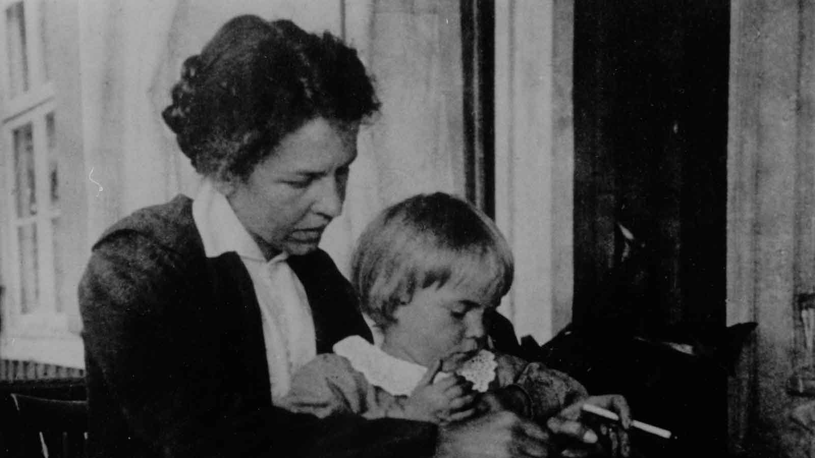 Tove jansson’un 40 orijinal eseri aynalı geçit’te ziyaretçileriyle buluşuyor