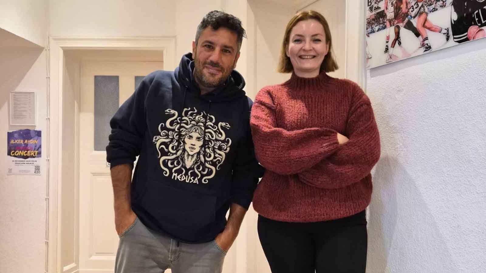 Historia de un médico-músico turco en Berlín İlker Aydın en 'Con Eylül Aşkın'